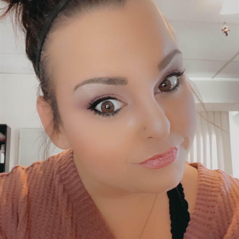 Meet your Posher, Stacia